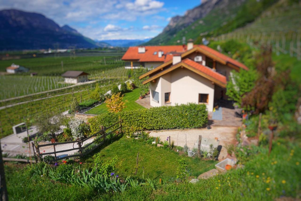 Agritur Zuveith Apartment ซาลอร์โน ภายนอก รูปภาพ
